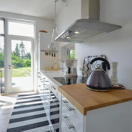 Three-bedroom Holiday In * Knebel