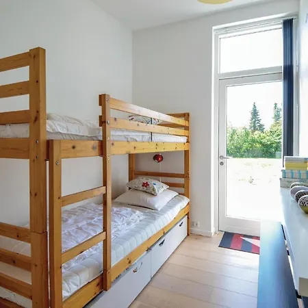 Three-bedroom Holiday In *